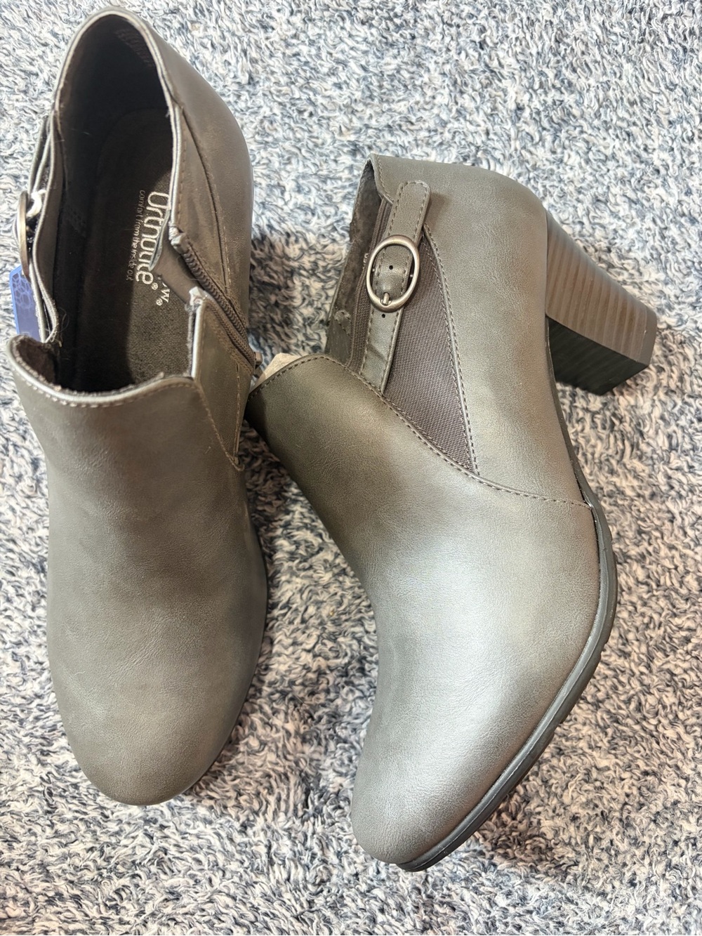 croft & barrow Gray Block Heel Ankle Bootie Size 8 - Picture 7 of 14